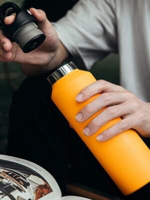 Lemon Yellow Large Capacity Portable Insulated Flask, 950ml Screwless Lid Design